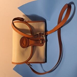vintage Dooney & Bourke Essex Crossbody Bag
